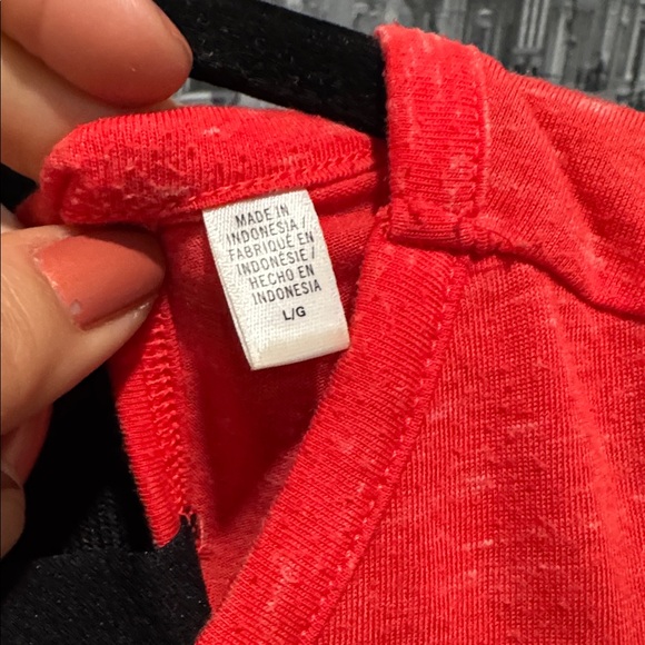 Victoria Sport Women's Tank Top Large Red/Orange Black White - Picture 2 of 3